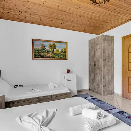 Emiljano بيت ضيافة بيرات