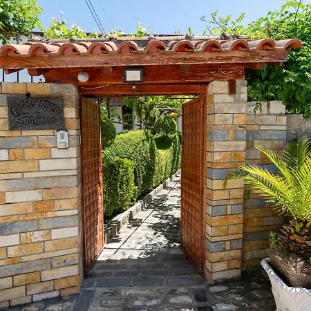 Emiljano Μπεράτ